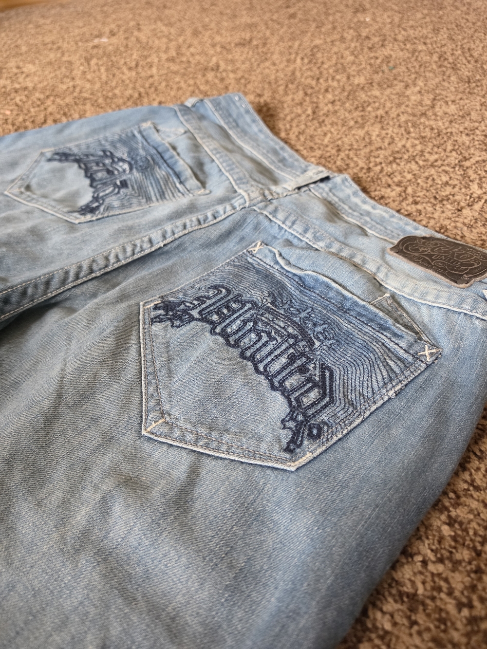 Vintage Y2K Ecko Unltd. Men's Size 38 Baggy Embroidered Blue Denim Shorts